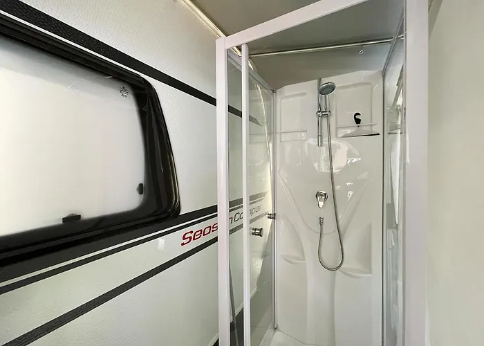 Parque de Campismo Mietwohnwagen 02 *